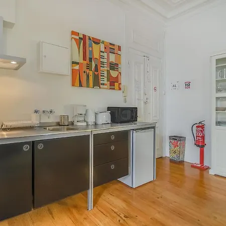 Chiado Balcony Apartment